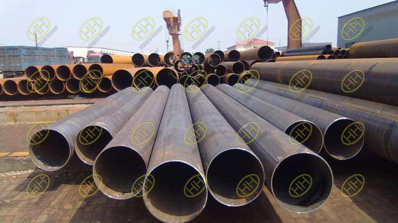 Difference between straight seam steel pipe and seamless steel pipe