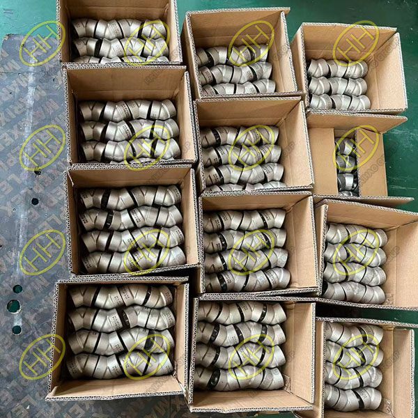 45 degree socket weld elbow 1 inch Class 3000 manufactured to ASME B16.11 in ASTM A182 F304L by Haihao Group