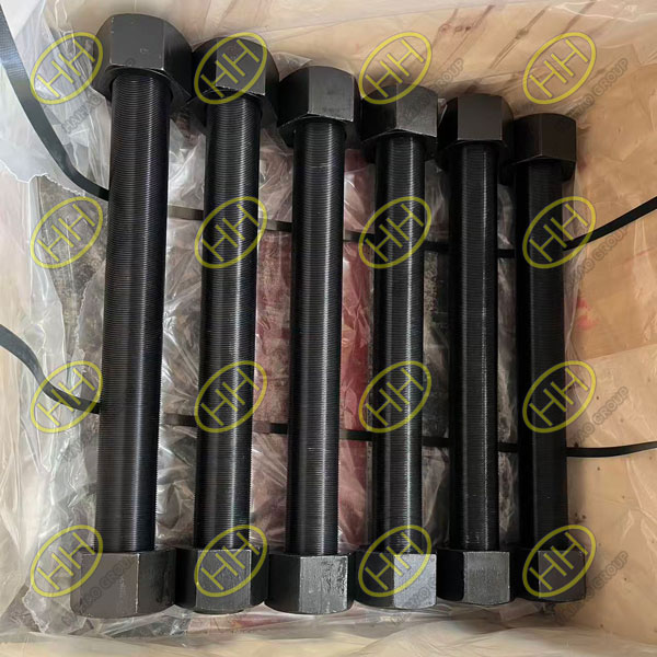 ASTM A320 Grade L7 stud bolts with ASTM A194 Grade 7 heavy hex nuts