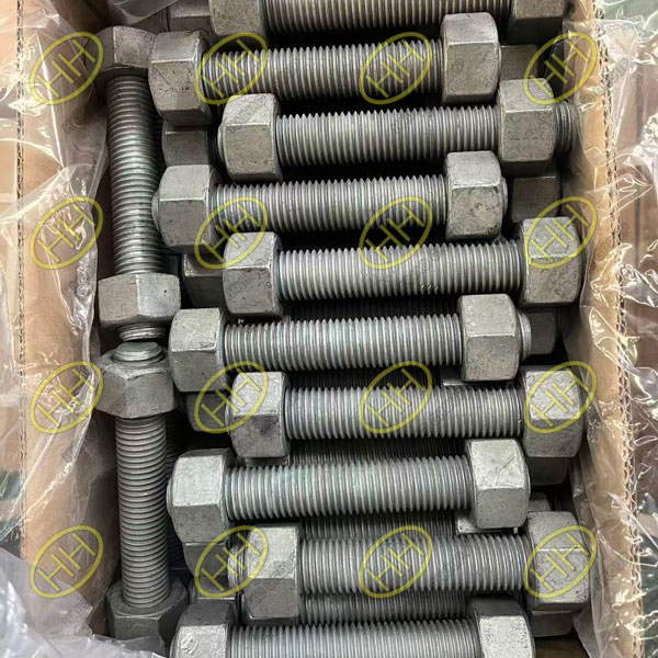 BS 4882 stud bolts with heavy hex nuts ASTM A320 L7 HDG