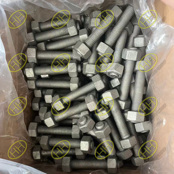 Haihao Group Supplies ASTM A193 B7M Stud Bolts and ASTM A194 2HM Nuts for Industrial Pipeline Project in Iraq